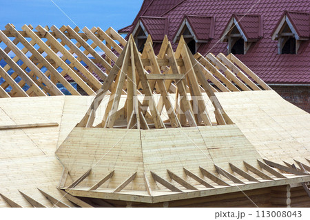 Roofing Construction. Wooden Roof Frame House Construction 113008043