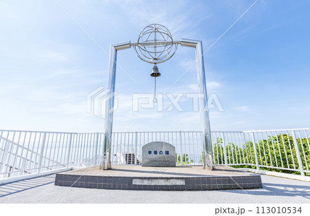 北海道室蘭市 人気の観光名所 地球岬にある『幸せの鐘』 北海道室蘭市 人気の観光名所 地球岬にある『幸せの鐘』 113010534