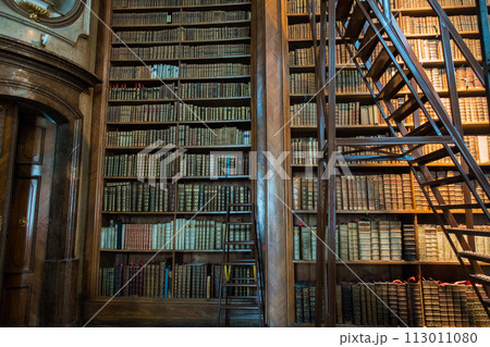 オーストリア国立図書館(オーストリア-ウィーン) 113011080