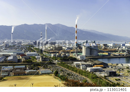 川之江城跡からの眺め　製紙工場　愛媛県四国中央市 113011401