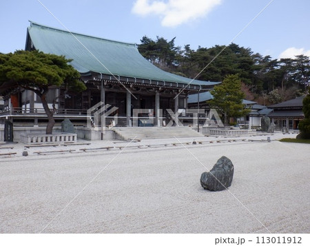 摩耶山にある忉利天上寺の本堂 摩耶山にある忉利天上寺の本堂 113011912