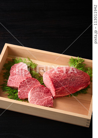 国産黒毛和牛、モモ肉(シンシン) 国産黒毛和牛、モモ肉(シンシン) 113011942