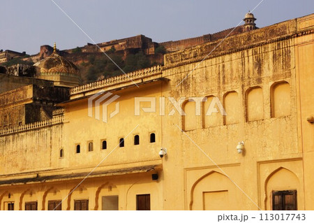 インド ジャイプル郊外 アンベール城の建物 インド ジャイプル郊外 アンベール城の建物 113017743
