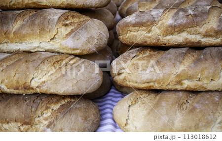 Detail of artisan and traditional bread, daily food, bakery 113018612