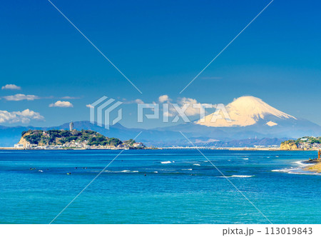 富士山と片瀬江ノ島 富士山と片瀬江ノ島 113019843
