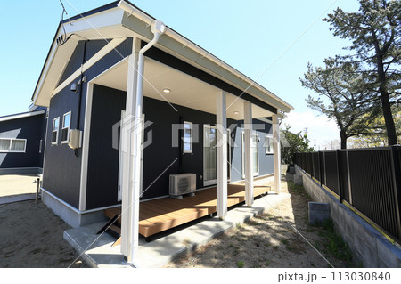 新築住宅のお洒落な外観 イメージ 113030840