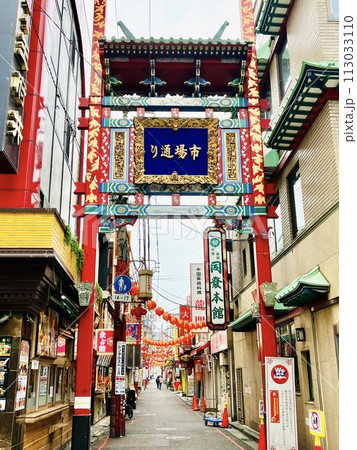 横浜中華街市場通りの門 横浜中華街市場通りの門 113033110