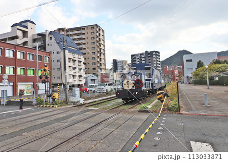北九州市の人気観光スポット門司港の観光列車潮風号 北九州市の人気観光スポット門司港の観光列車潮風号 113033871