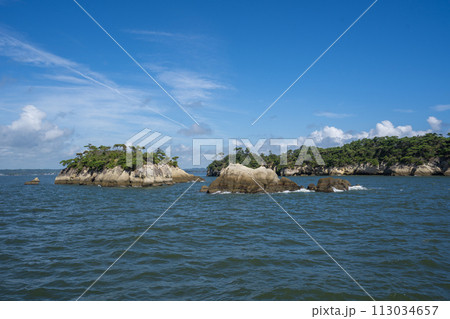 秋の松島の島々 113034657