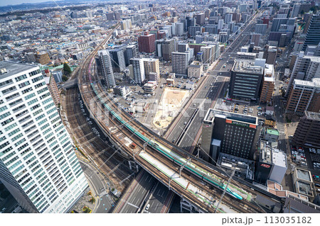 AER展望テラスから望む仙台の街並みとトレインビュー 113035182