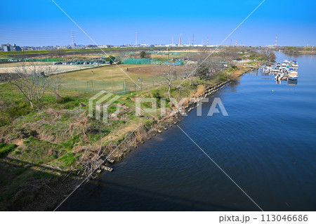 春の陽気 荒川本流 新大宮バイパス笹目橋からの眺め 春の風景 春の陽気 荒川本流 新大宮バイパス笹目橋からの眺め 春の風景 113046686