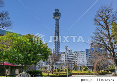 横浜市　山下町　横浜マリンタワー 113048573