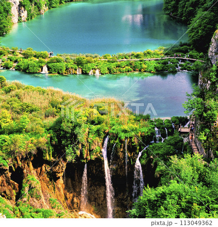 プリトヴィツェ湖群国立公園の美しい景観	 113049362