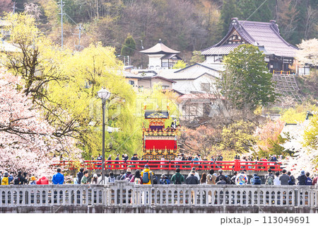 230414春の高山祭イラスト5g102 113049691