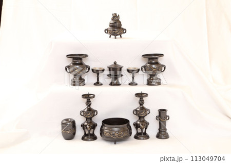 仏具　香炉のスタジオ撮影　物撮り 113049704