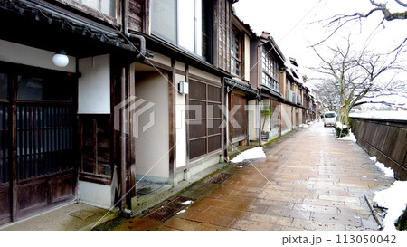 金沢の主計町茶屋街 113050042