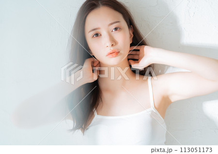 脱毛　スキンケア　紫外線イメージ 113051173