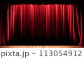 舞台　ステージ　カーテン　緞帳　赤 113054912