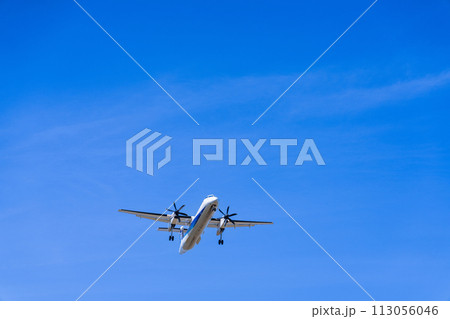 《飛行機》ボンバルディア　Bombardier DHC-8 Dash 8 > DHC-8-400 113056046