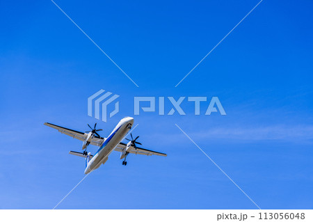 《飛行機》ボンバルディア　Bombardier DHC-8 Dash 8 > DHC-8-400 113056048