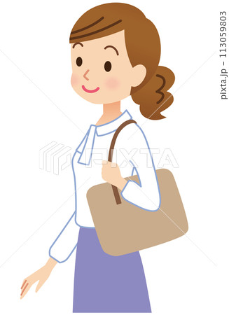 歩く女性　ビジネス　働く女性 113059803
