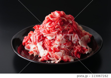 牛肉　切り落とし　山盛り 113067282