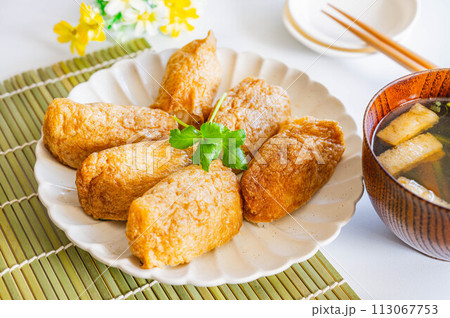 手作りのいなり寿司 113067753