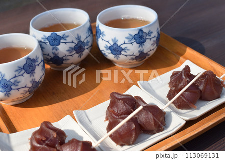 あんころもちとお茶 113069131