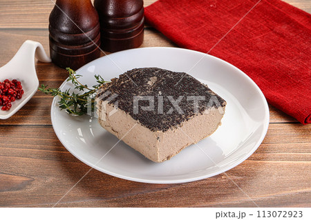 Delicous liver pate snack appetizer 113072923