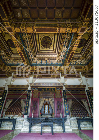 台湾・高雄市忠烈祠 本殿内部 / Kaohsiung, Taiwan 台湾・高雄市忠烈祠 本殿内部 / Kaohsiung, Taiwan 113075057