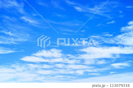 青空と雲イメージ 青空と雲イメージ 113079338