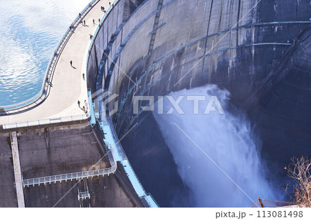 富山県 秋の黒部ダム 富山県 秋の黒部ダム 113081498