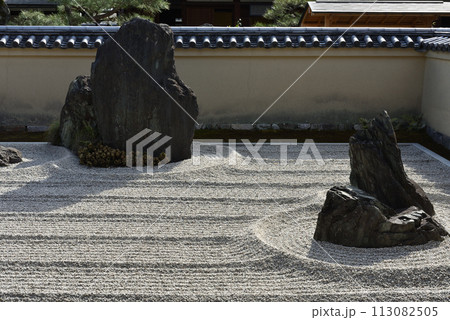 龍源院　一枝坦　蓬莱山と鶴島 113082505