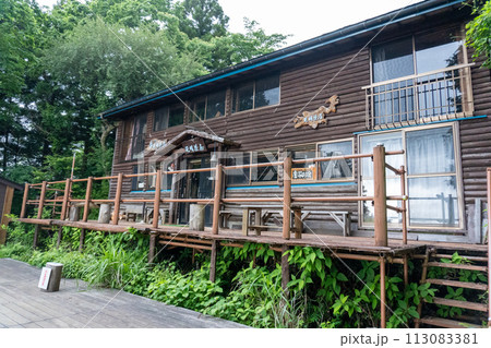 塔ノ岳から大倉間の登山道 113083381