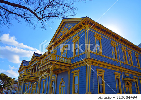 威風堂々たる明治期の西洋風館「旧函館区公会堂」 113084494