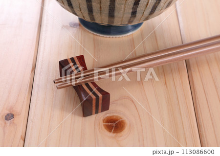 お箸 113086600