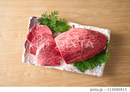 宮崎県産黒毛和牛　もも肉（シンシン） 113090913