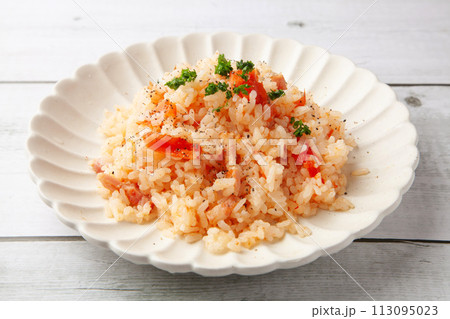 トマトとベーコンの炊込みご飯 トマトとベーコンの炊込みご飯 113095023