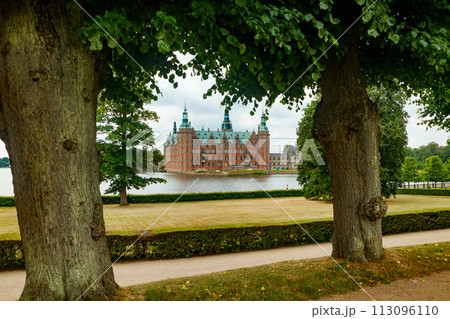 View of Frederiksborg castle in Hillerod, Denmark View of Frederiksborg castle in Hillerod, Denmark 113096110