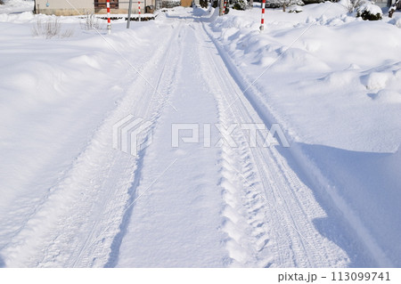 雪道のわだち 雪道のわだち 113099741