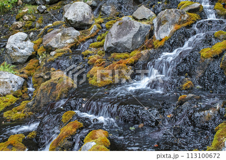 北海道/ 世界唯一!マンガン酸化物生成現象が地上で唯一確認できる貴重な場所「オンネトー湯の滝」 北海道/ 世界唯一!マンガン酸化物生成現象が地上で唯一確認できる貴重な場所「オンネトー湯の滝」 113100672