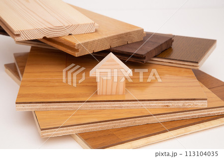 住宅と床材（フローリング） 113104035