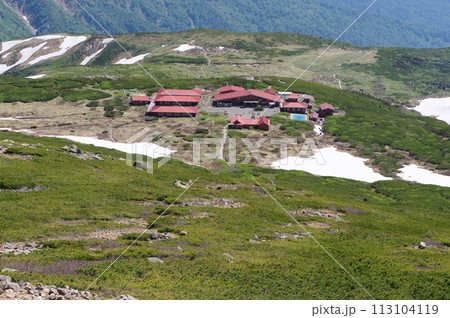 白山御前峰から望む白山室堂 白山御前峰から望む白山室堂 113104119