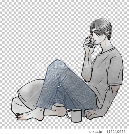 床に座ってスマホで話している男性 113110653