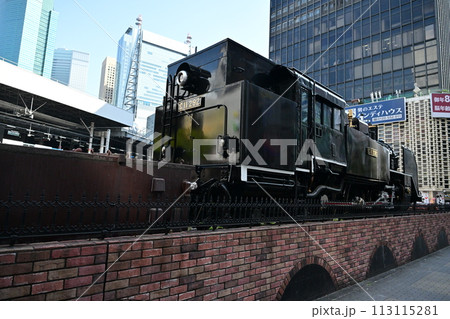 新橋のSL広場のSL 113115281