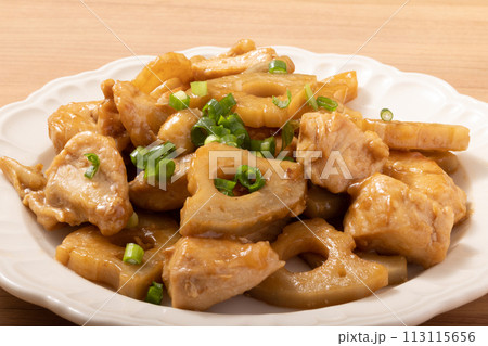 鶏ムネ肉とレンコンの甘酢照り焼き 113115656