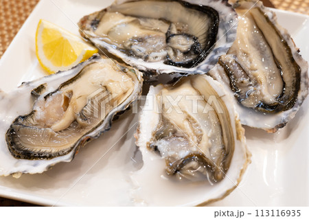 おいしい北海道厚岸産の生牡蠣 おいしい北海道厚岸産の生牡蠣 113116935