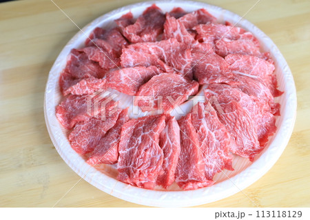 黒毛和牛肩ロース焼肉A5（近江牛） 113118129