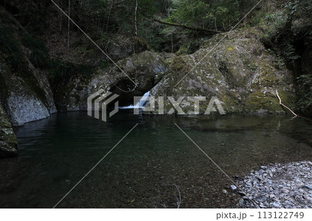 安倍晴明修行の地　阿寺の七滝　河鹿渕 113122749