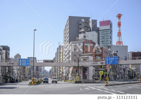 三ノ輪交差点周辺の街並み　国際通り　昭和通り　東京都台東区 113123331